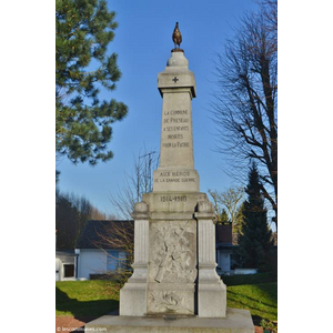 le monument aux morts