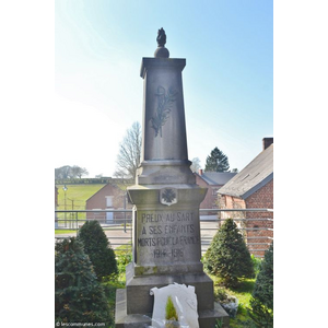 le monument aux morts