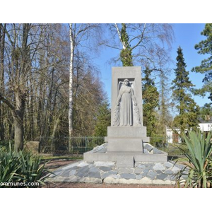 le monument aux morts