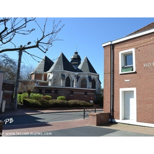 L église et la Mairie