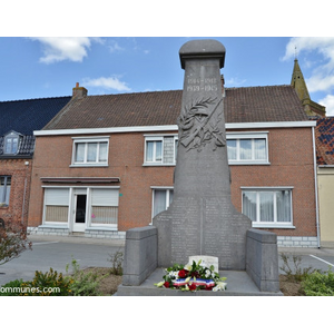 le monument aux morts