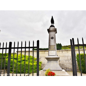 Le Monument-aux-Morts