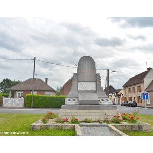 le monument aux morts