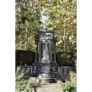 le Monument Aux Morts 