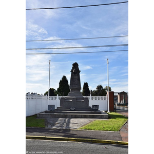 le Monument Aux Morts 