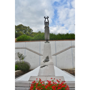 le monument aux morts