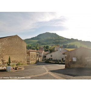 Le Village