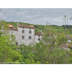 vierrieres commune issoire le Village 