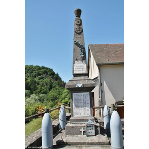 le monument aux morts