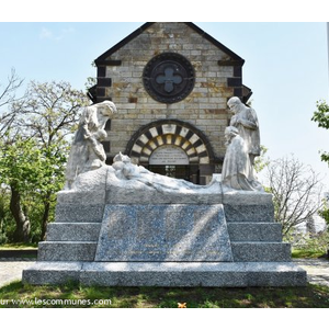 le Monument Aux Morts 