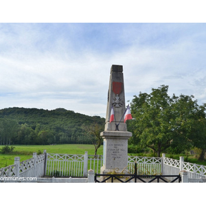 le monument aux morts