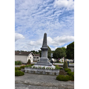 le monument aux morts