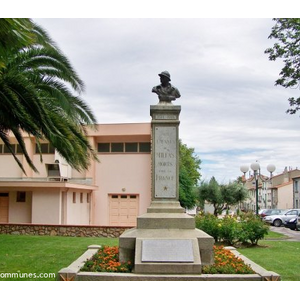 le monument aux morts