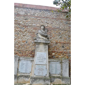 le monument aux morts