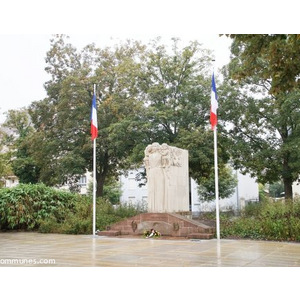 le monument aux morts