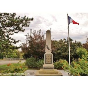 Le Monument-aux-Morts