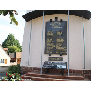 le monument aux morts 