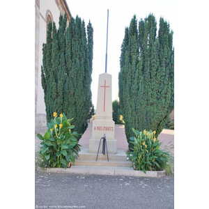 le monument aux morts