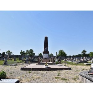 le monument aux morts