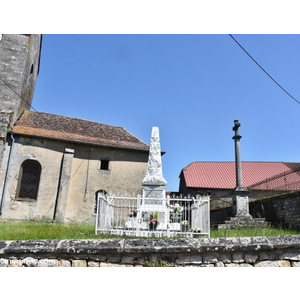 le monument aux morts