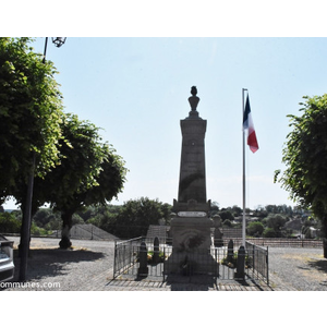 le monument aux morts