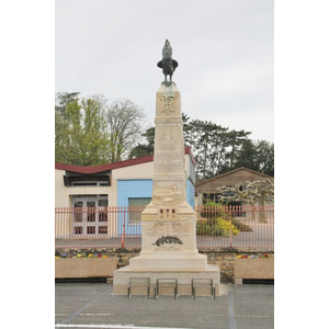 le monument aux morts