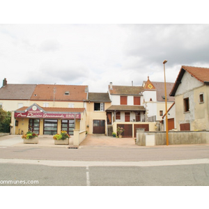 Commune de SAINT LAURENT D ANDENAY