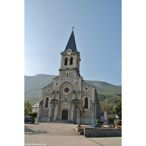 église saint Laurent commune de cruet