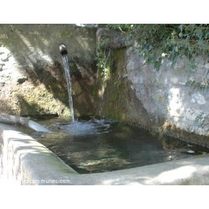 La Fontaine des Roches