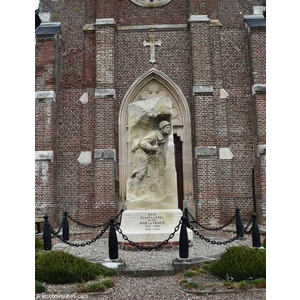 le monument aux morts