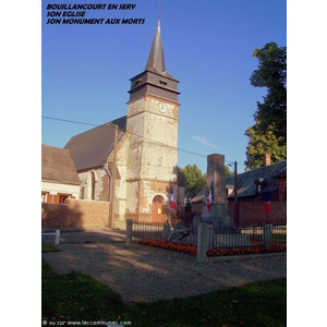 L ÉGLISE ET LE MONUMENT AUX MORTS