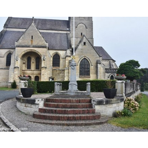 le monument aux morts