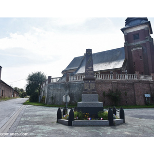 le monument aux morts