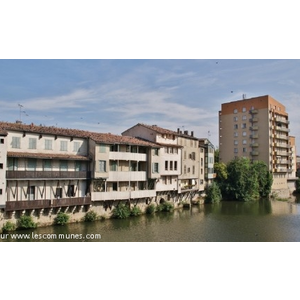 Maisons au Bord de L Agout