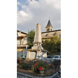 le monument aux morts