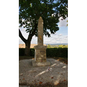 le monument aux morts