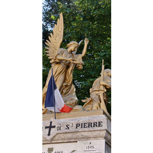 Monument aux Morts ( Détail )