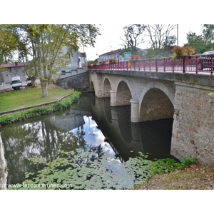 Pont sur Le Sor