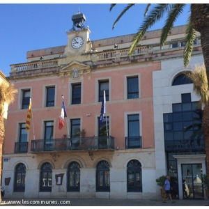 La mairie de Sanary sur Mer