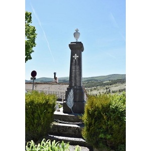 le monument aux morts