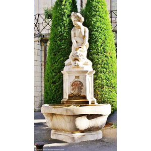 La Commune ( Fontaine )