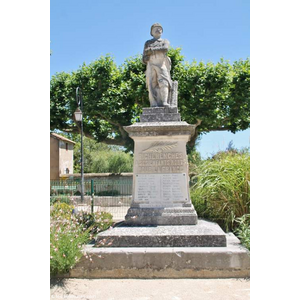 le monument aux morts