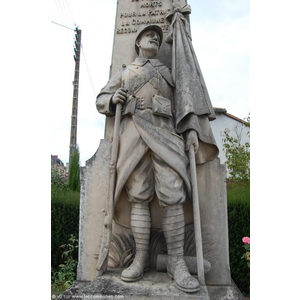 Monument aux Morts pour la France 