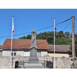 le monument aux morts