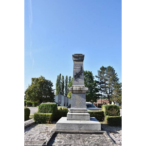 le monument aux morts