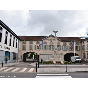 le monument aux morts