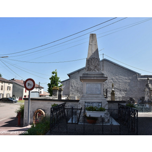 le monument aux morts