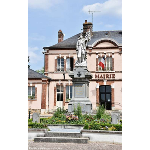 le Monument Aux Morts